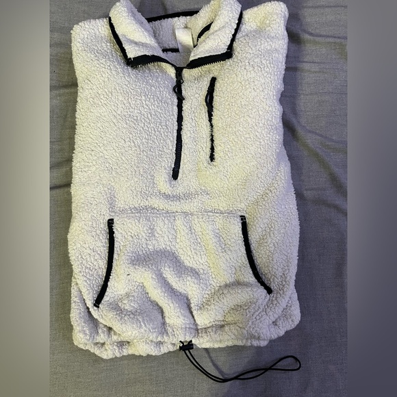 Pullover - Picture 3 of 5